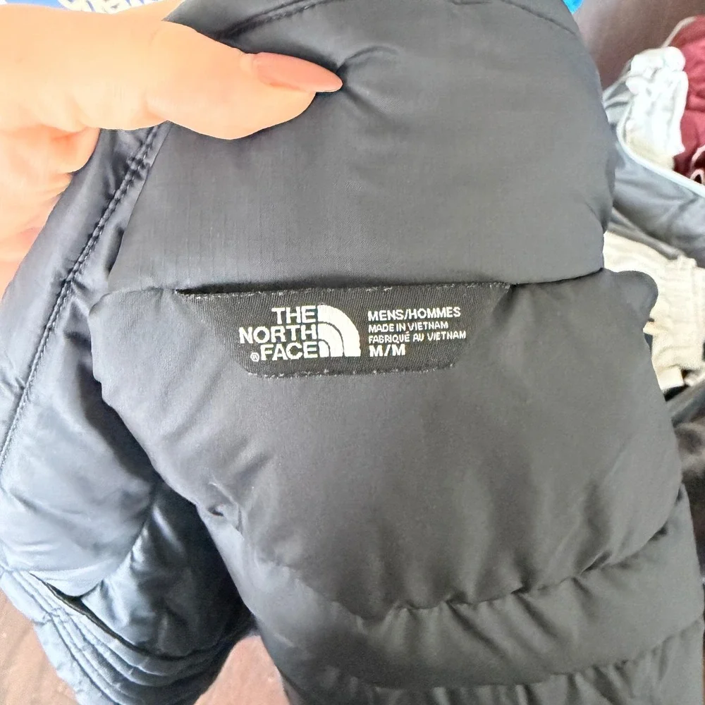 Men's The North Face Aconcagua Puffer Vest in‎ Black size Medium